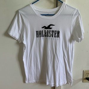 hollister flower white tee